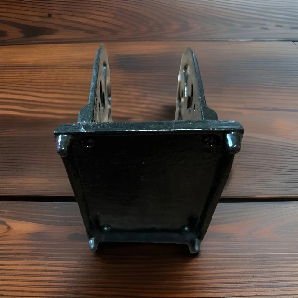The Unbranded Brand cool piece